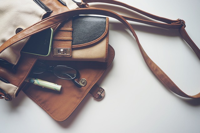 Carry & Co. gallery 3